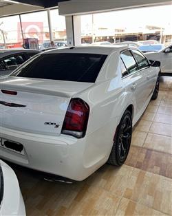 كرايسلر 300